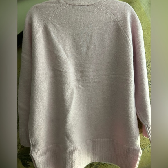 New J Crew Wool Blend Stretch Oversized V Neck Sweater Icy Orchid SZ Small - Picture 4 of 5